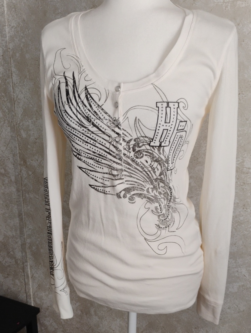NWT Harley Davidson Long-Sleeve Cream Graphic Henley Top, Bikers/Size M